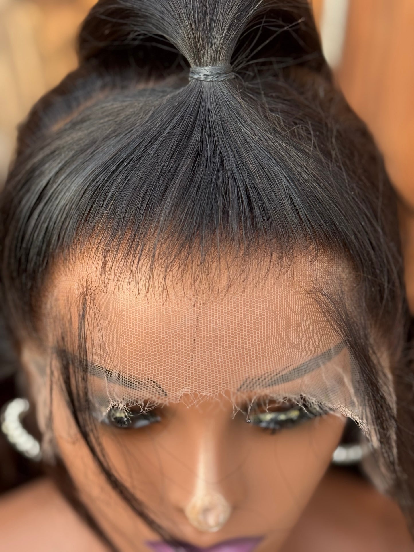 28” 250 % Density Invisible Knots 13x4 HD Lace Wig